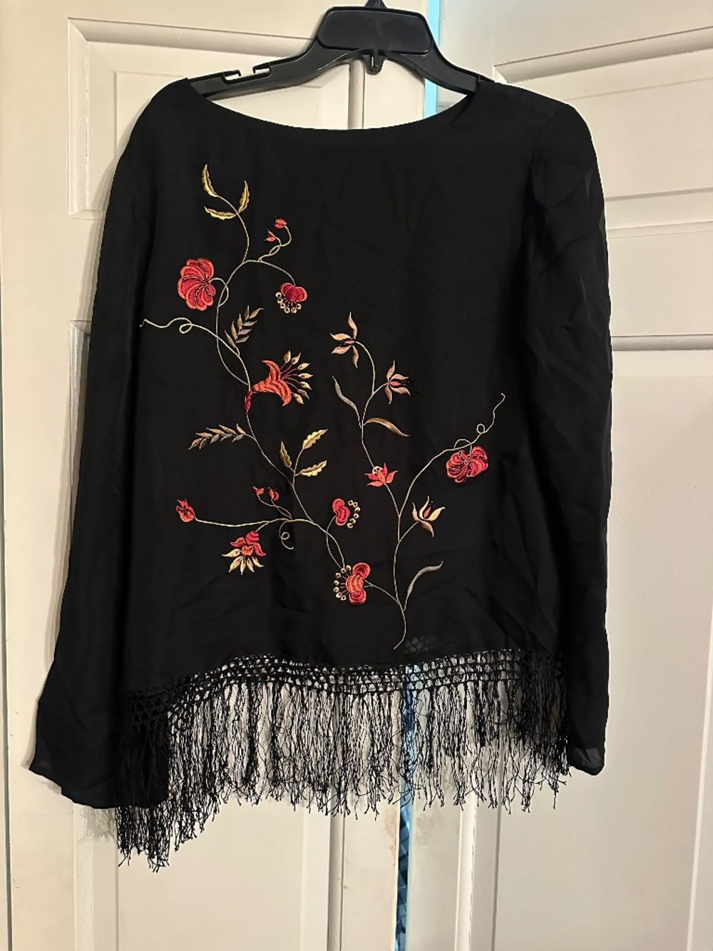 Josephine Chaus || Embroidered Long Sleeved Shirt w/ Frills || Size 14